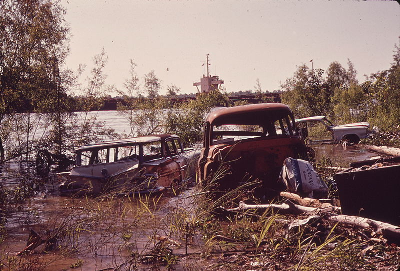 File:Abandoned Automobiles New Orleans Mississippi Levee 1972.jpg