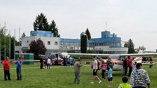 <span class="mw-page-title-main">Cioca Airfield</span> Airport in Timișoara, Romania