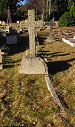 Visetti's grave in Brookwood Cemetery