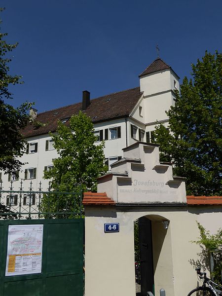 File:Altötting (Schloss Kolberg-2).jpg