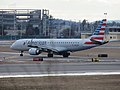 American Airlines E190 at MHT