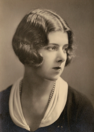 <span class="mw-page-title-main">Angela du Maurier</span> British actress and novelist (1904–2002)