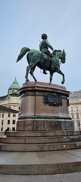 File:Archduke Albrecht monument in Vienna, 2022-02-20 (4).jpg