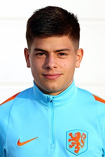 <span class="mw-page-title-main">Gabriël Çulhacı</span> Dutch footballer (born 1999)