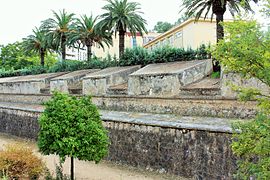 Continuation curtain wall of the Bastion of San Vicente