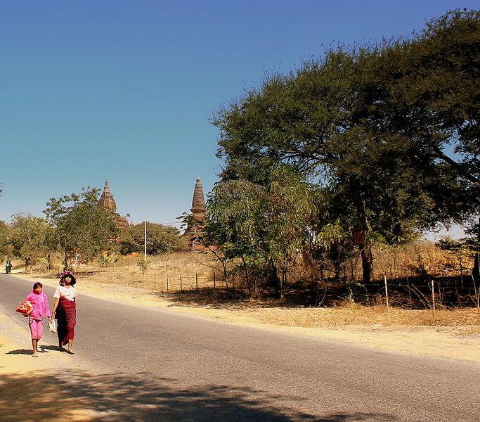 File:BAGAN MYANMAR FEB 2013 (8526944603).jpg