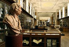 The Enlightenment Gallery at museum, which formerly held the King's Library, 2007 BM; 'MF' RM1 - The King's Library, Enlightenment 1 'Discovering the world in the 18th Century ~ View South.jpg