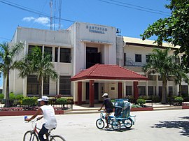 Bantayan municipal hall.jpg