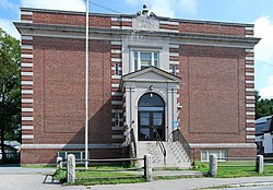 Barnum School Taunton.jpg