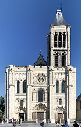 Façade de la basilique Saint-Denis après les travaux de restauration (2012-2015).