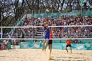 Deutsch: Beachvolleyball bei den Olympischen Jugendspielen 2018; Tag 11, 17. Oktober 2018; Jungen,Finale – Niederlande (Matthew Immers/Yorick de Groot)-Schweden (David Åhman/Jonatan Hellvig) 0:2 (20–22/15–21) English: Beach volleyball at the 2018 Summer Youth Olympics at 17 October 2018 – Final – Netherlands (Matthew Immers/Yorick de Groot)-Sweden (David Åhman/Jonatan Hellvig) 0:2 (20–22/15–21)