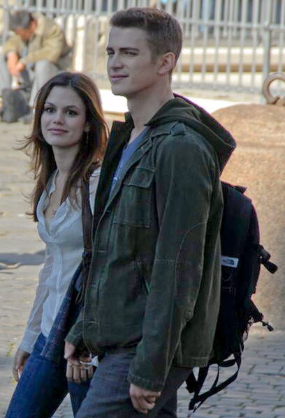 Christensen with then-girlfriend Rachel Bilson filming Jumper in Rome in 2006