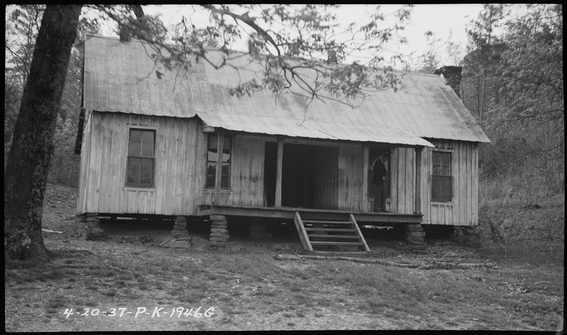 File:Brannum, Arthur, home - NARA - 280030.tif