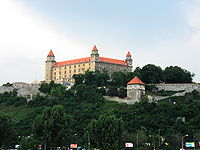 Srednjovekovni dvorac iznad Bratislave.