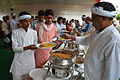Breakfast Distribution - Rawatpura Sarkar Ashram - Chitrakoot - Satna 2014-07-05 6353.JPG