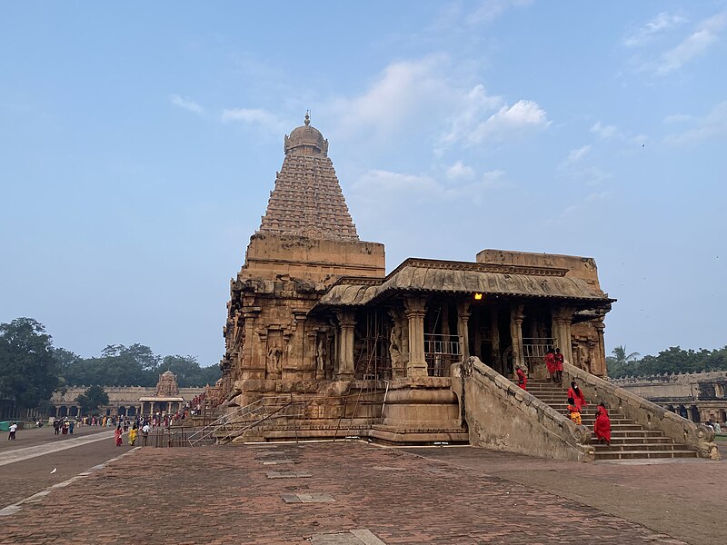 File:Brihadisvara Temple - Thanjavur peruvudaiyar kovil ttkcvrvb122k23iph (119).jpg