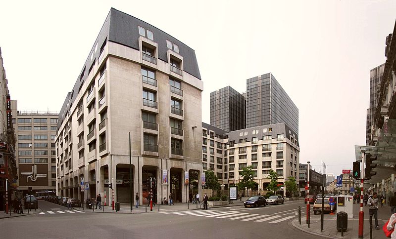 File:Bruxelles-centre, Boul. Anspach et ses tours vers la place de Brouckère - panoramio.jpg