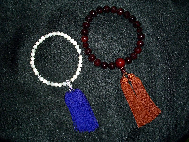 File:Buddhist rosary 01.JPG