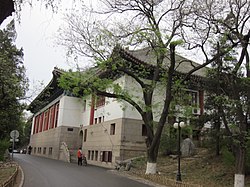 Building, Peking University, 2011042204.jpg