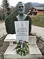 wikimedia_commons=File:Bust_of_August Šenoa.jpg