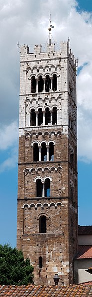 File:Campanile di Duomo di Lucca.jpg