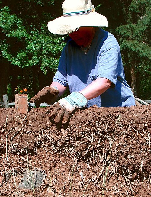 Building a wall out of cob