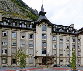 A Lycée-college de l'Abbaye de Saint-Maurice cikk illusztráló képe