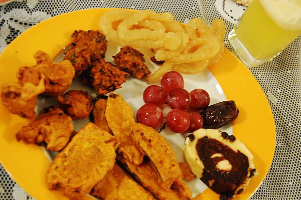 Common iftar items of Bangladesh