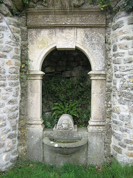 File:Coronation fountain in Westcombe - geograph.org.uk - 585245.jpg