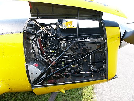 de Havilland DHC-1B-2-S5 Chipmunk Gipsy Major 10 engine installation