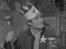 Dick Miller comme Walter Paisley.png