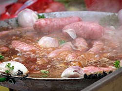 Carne para la piedra - Cárnicas Los Arcos