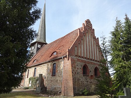 Dorfkirche Suckow Südostansicht