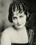 Gambar mini seharga Dorothy Dalton