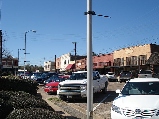 Downtown Jasper from corner of Lamar and Austin