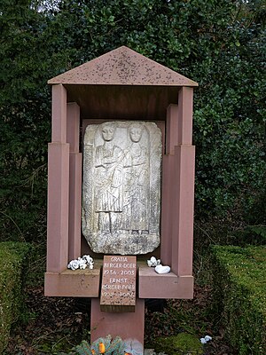 Ernst Berger-Doer (1928–2006), Archäologe, Mitbegründer und Direktor des Antikmuseums in Basel, a.o. Professor an der Universität Basel, Grab auf dem Friedhof Hörnli, Riehen, Basel-Stadt