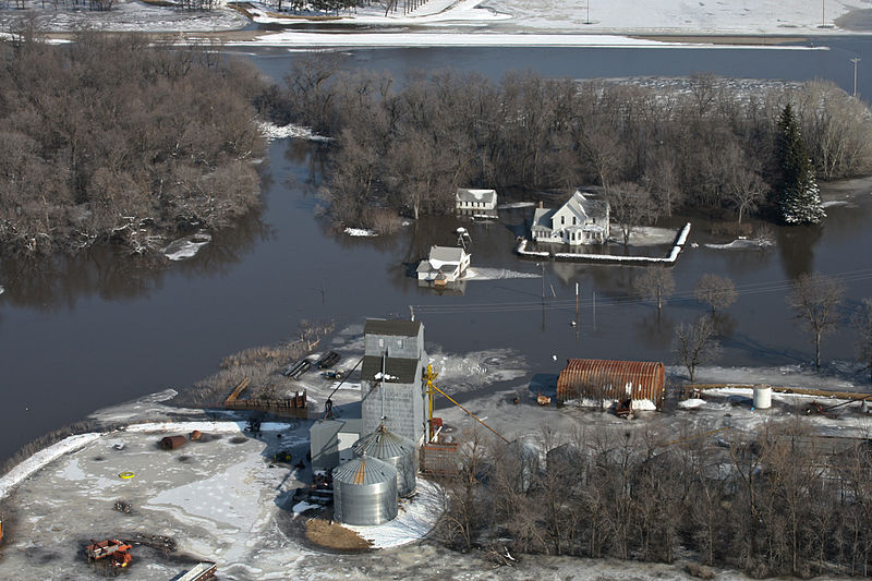 File:FEMA - 40489 - Aerial of flood effects in Minnesota.jpg