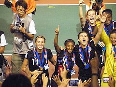 Crystal Dunn - Wikipedia