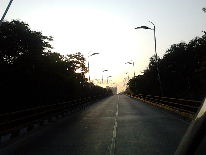 File:Flyover at Sardar Patel Road.jpg