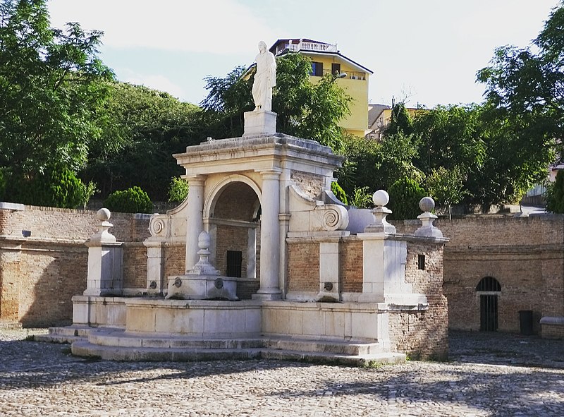 File:Fontana Cavallina ( Genzano di Lucania).jpg