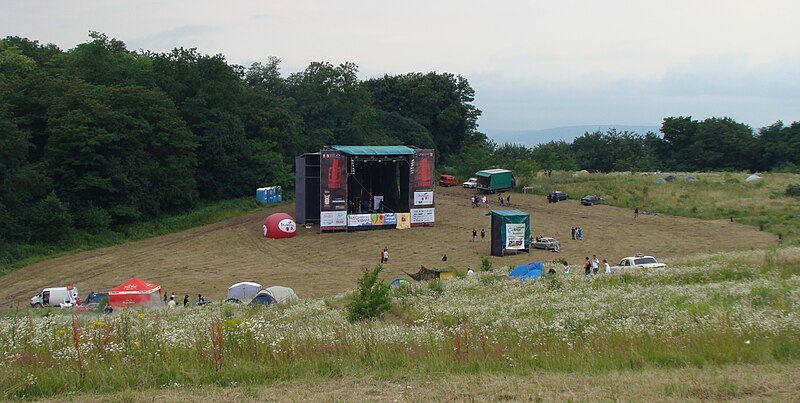 File:Fort.Missia 2011 (велика сцена).jpg