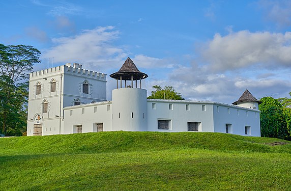 Fort Margherita Photographer: Damian Pankowiec