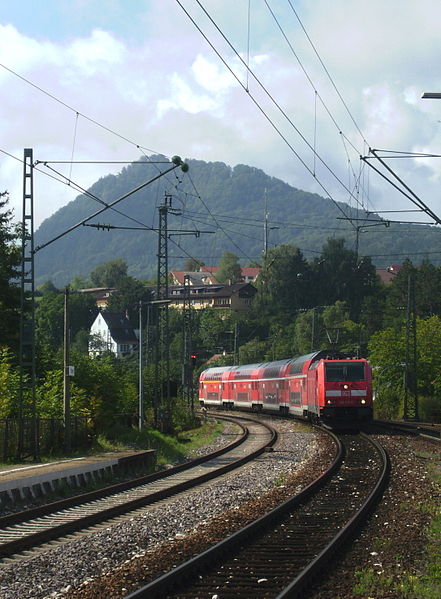 File:Gäubahn RE Engen 146.jpg