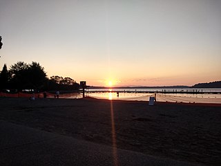 <span class="mw-page-title-main">Gene Coulon Memorial Beach Park</span>