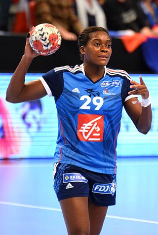 <span class="mw-page-title-main">Gnonsiane Niombla</span> French handball player