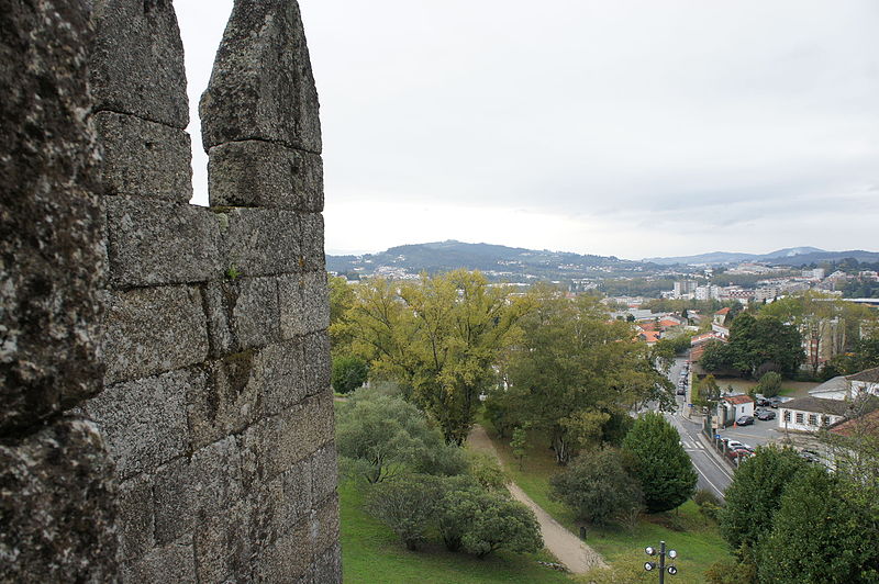 File:Guimarães (22107555316).jpg