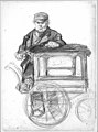 HUA-31727-Portret van een blinde man Blinde Dage genaamd zittend achter een draaiorgeltje.jpg