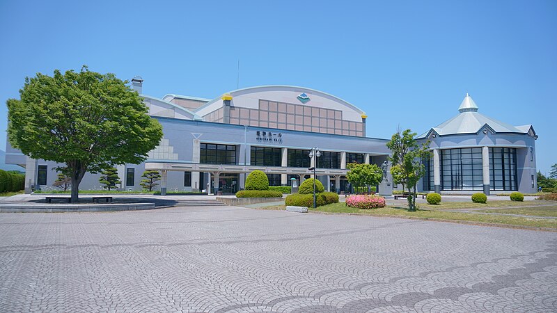 File:Himekami Hall.jpg