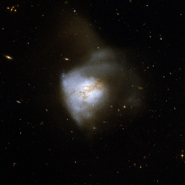 File:Hubble Interacting Galaxy Arp 220 (2008-04-24).jpg