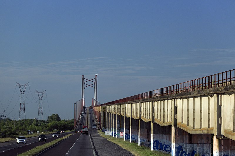 File:J38 036 Puente Bartolome Mitre, Brückenrampen Nord.jpg